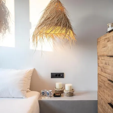 וילה Luxury Nissovilla With Private Pool & Sea Views *