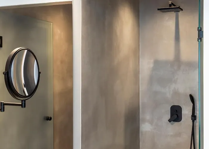 Luxury Nissovilla With Private Pool & Sea Views * كولومبيا