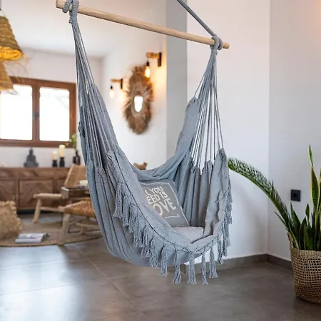Luxury Nissovilla With Private Pool & Sea Views 콜림비아