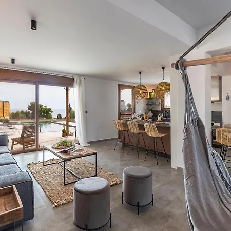 Luxury Nissovilla With Private Pool & Sea Views 빌라
