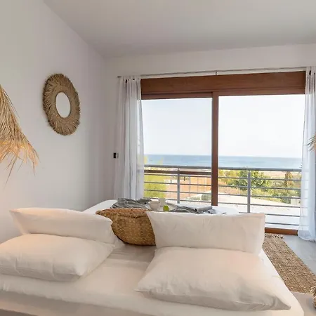 Luxury Nissovilla With Private Pool & Sea Views * 科林比亚